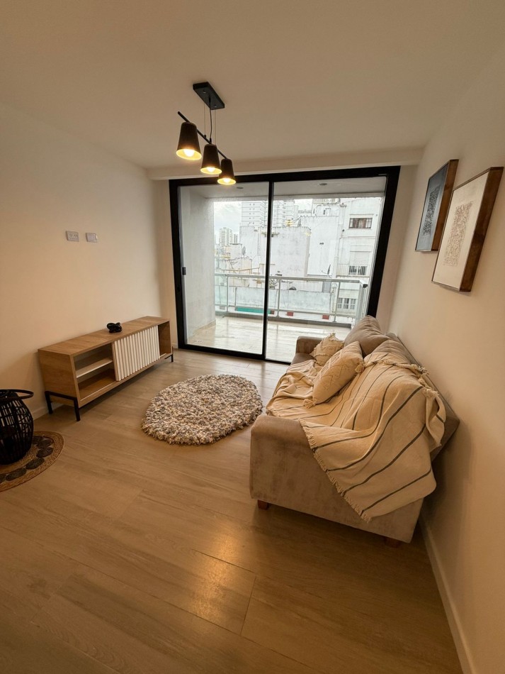 Departamento dos ambientes a estrenar a metros del mar.