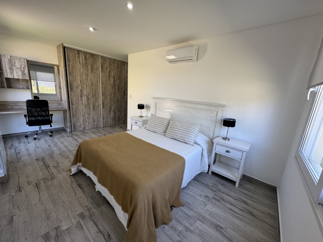 Casa 5 ambientes a la venta, Costa Esmeralda. Costa Atlantica