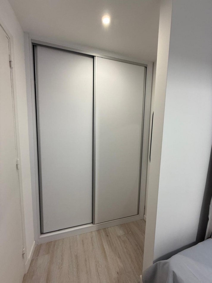 Tres ambientes a la calle. Mar del plata.