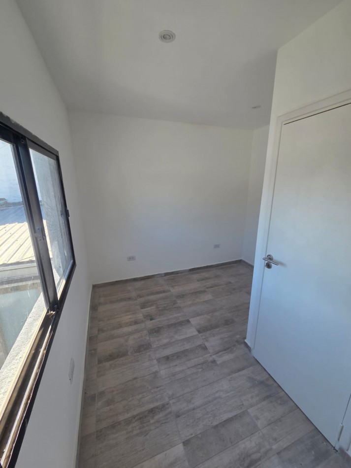 Ph de 3 ambientes a la calle en Duplex 