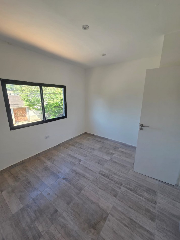 Ph de 3 ambientes a la calle en Duplex 