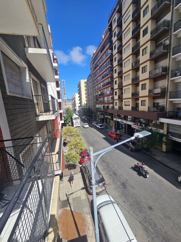Venta. Depto un ambiente. Centro. Mar del Plata.