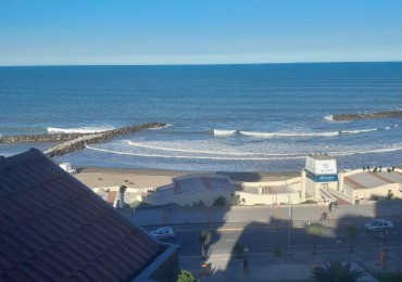 DEPARTAMENTO EN DUPLEX 5 AMBIENTES. RECICLADO. VISTA AL MAR. LA PERLA. MAR DEL PLATA.
