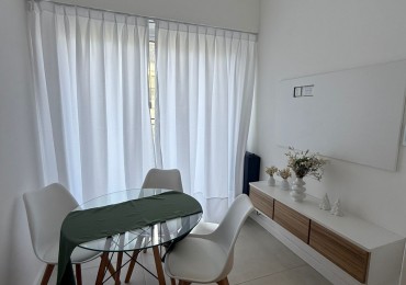 Departamento un ambiente con balcon. Centro. Mar del Plata.