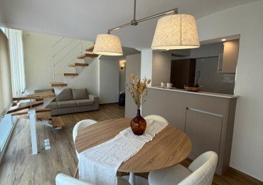 Departamento tipo duplex de 3 ambientes. Centro. Mar del Plata.